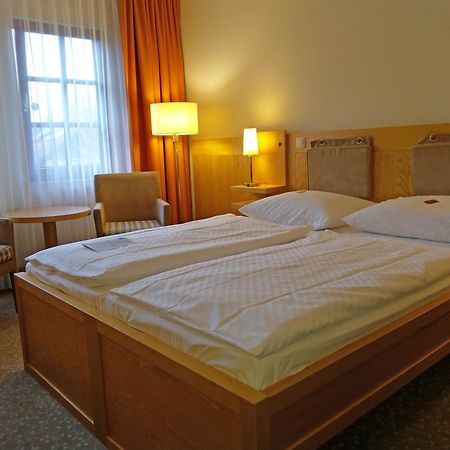 Ringhotel Warnemuender Hof Rostock Buitenkant foto