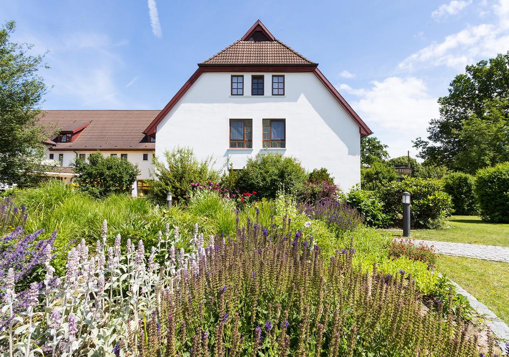 Ringhotel Warnemuender Hof Rostock Buitenkant foto
