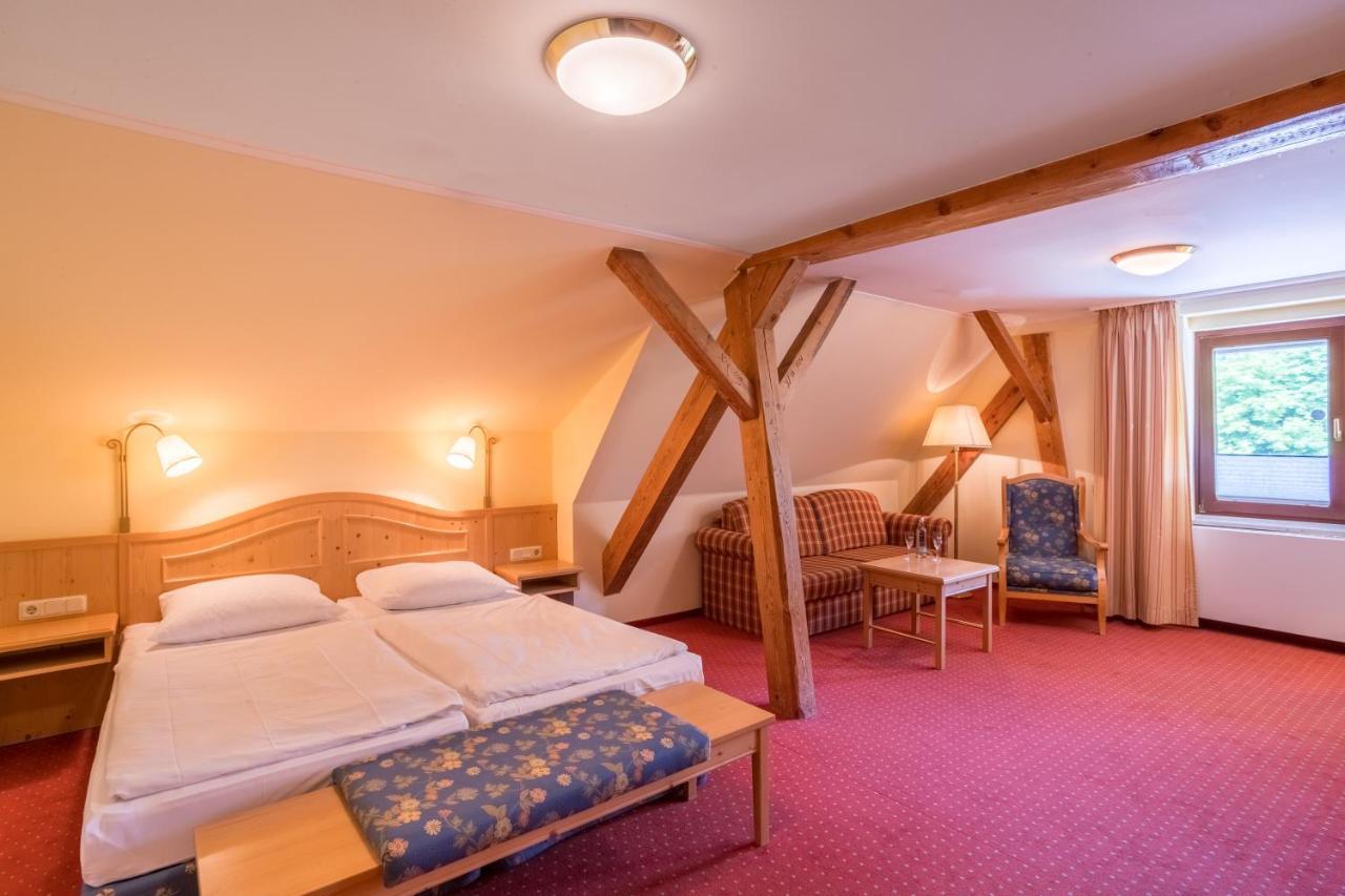 Ringhotel Warnemuender Hof Rostock Buitenkant foto